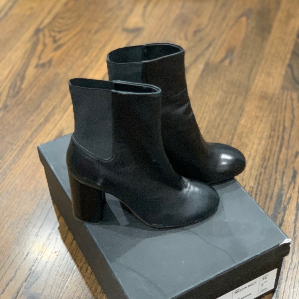 New Rag & Bone Black Agnes Leather Boots Women’s Size 35